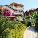 Lale Park Side