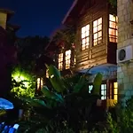 Hotel Lale Park