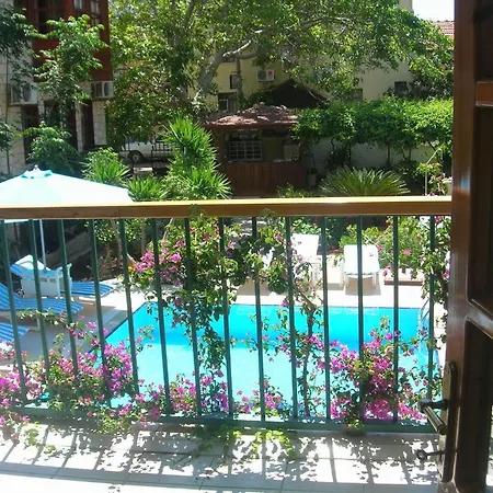 فندق Lale Park 2*