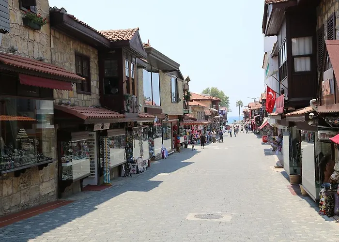 Ξενοδοχείο Lale Park