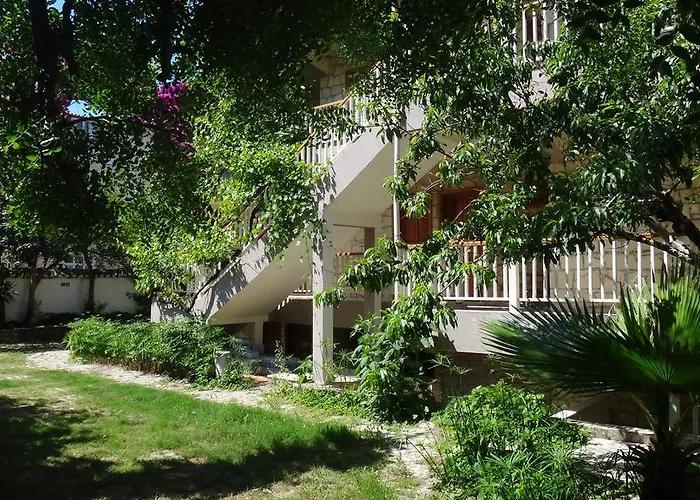 Ξενοδοχείο Lale Park