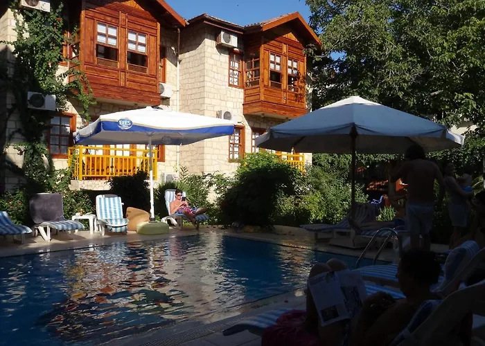 Ξενοδοχείο Lale Park 2*