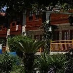 Hotel Lale Park 2*