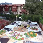 Ξενοδοχείο Lale Park